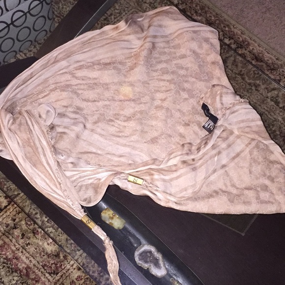 Gucci Accessories - Authentic Gucci scarf